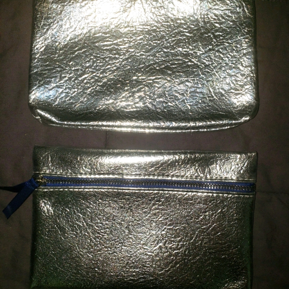 ✨FREE with purchase✨ Set of 2 Ipsy makeup bags
